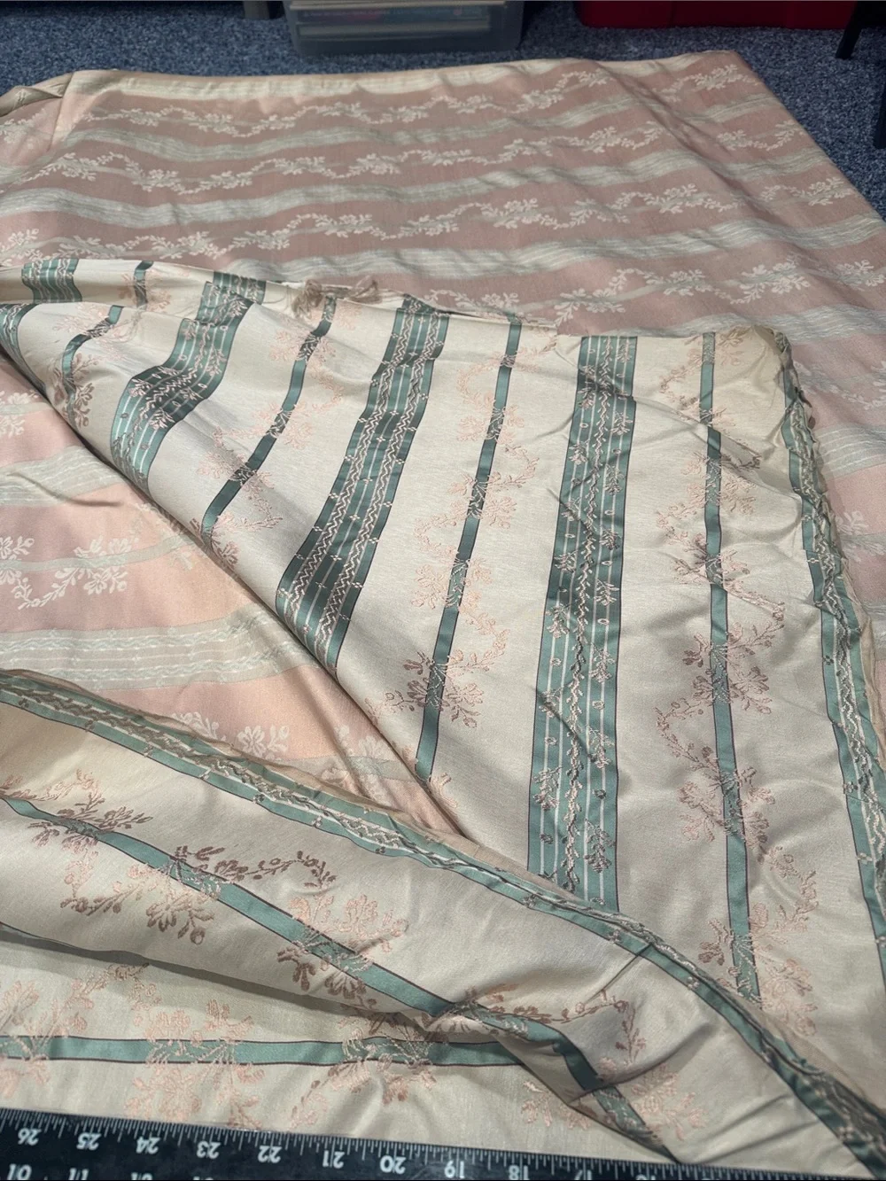 Classic Cream and Sage Giuseppe De Negri Fabric. 50”x 3 yards. - Picture 5 of 6